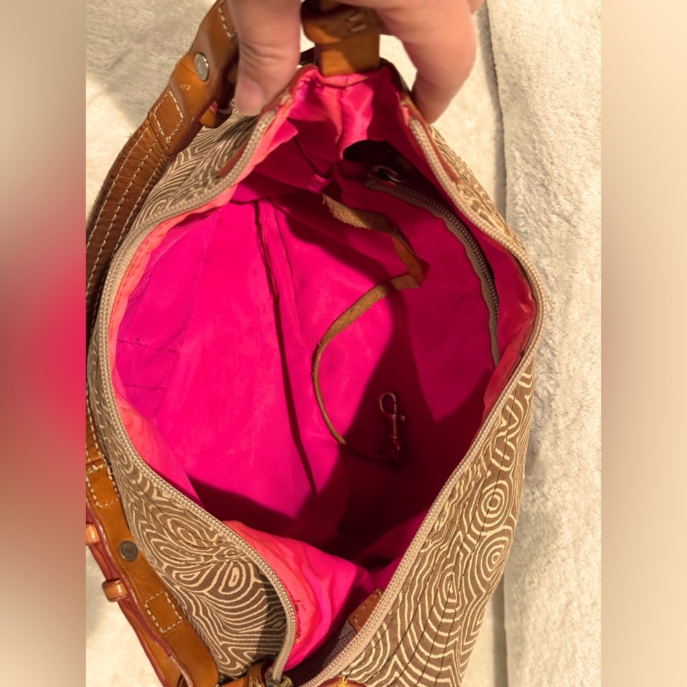 Dooney & Bourke Canvas & Leather Swirl Graffiti Shoulder Bag Approx 11”Lx6”Wx8”H - Picture 11 of 15